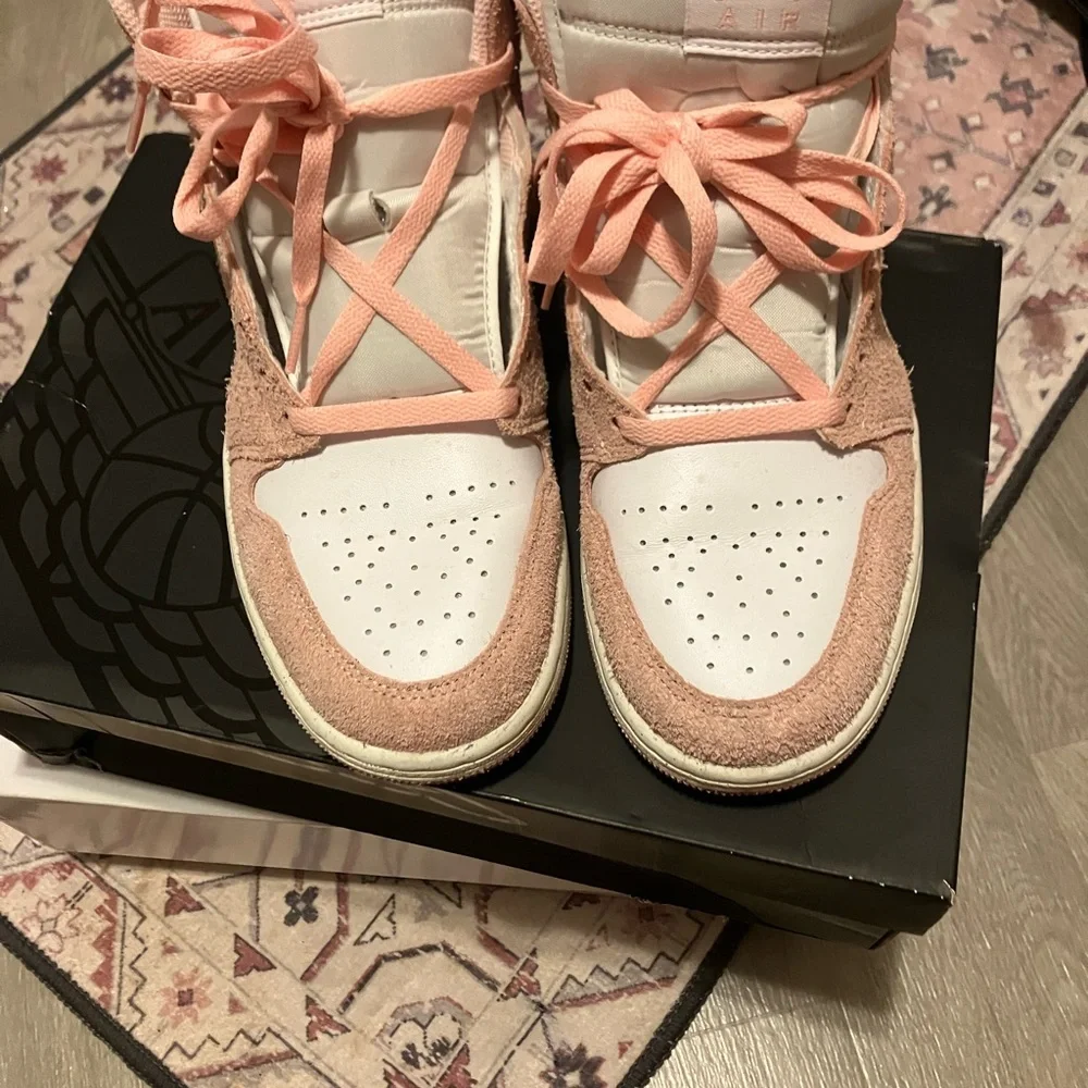 Jordan‎ Athletic Shoes in Peach and Cream